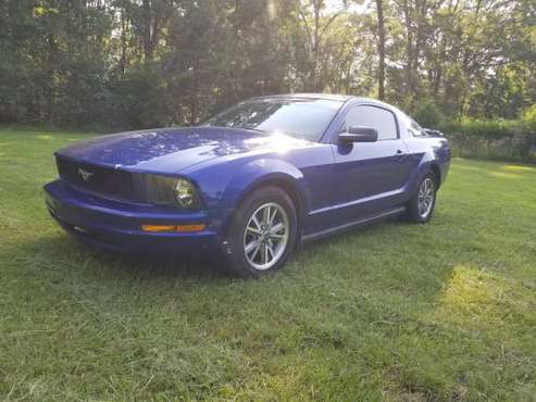 2005 Ford Mustang 4.0 V6 Manual 5 Spd w/DVD & MORE! **NICE** for sale in Goose Creek, SC