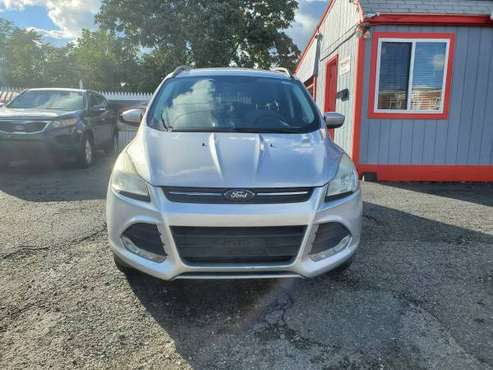 2013 Ford escape SE - - by dealer - vehicle automotive for sale in Worcester, MA