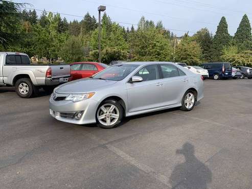 2012 Toyota Camry SE Sedan 4D - - by dealer - vehicle for sale in Tigard, OR