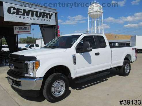 2017 Ford F-250 SUPER CAB WHITE Buy Now! for sale in Grand Prairie, TX
