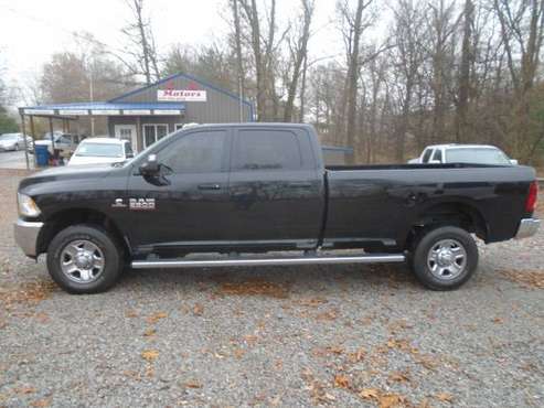 2017 RAM 2500HD CREW 4x4/We Trade/6 7L Diesel 8 Bed - cars & for sale in Hickory, KY
