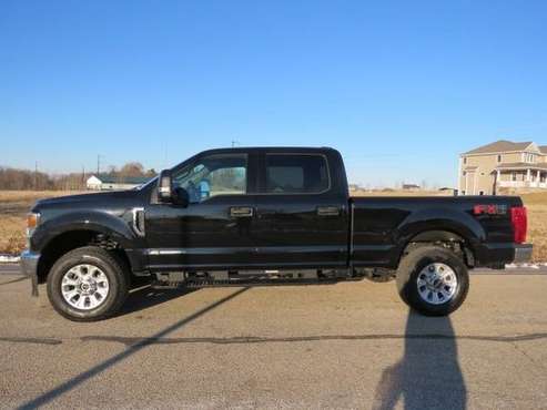 2021 FORD F250 CREW XLT SHORT 6 7L DIESEL BCAM ONLY 6K MILES - cars for sale in Neenah, WI