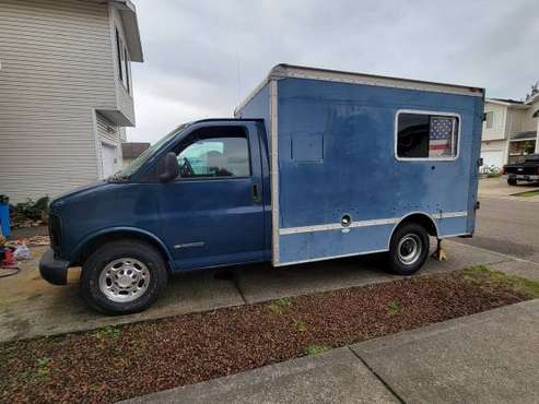 1998 Chevrolet Express Cutaway Box Truck for sale in Netarts, OR