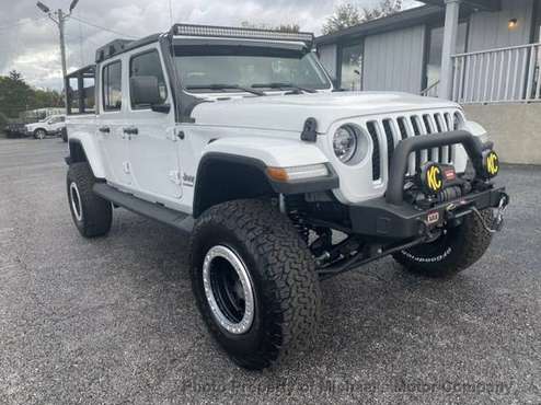 2020 Jeep Gladiator Overland 4x4 Bright White for sale in Nashville, AL