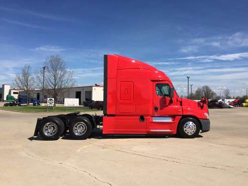 ◄◄◄ 2014 Freightliner Cascadia Sleeper Semi Truck ►►► for sale in Laredo, TX