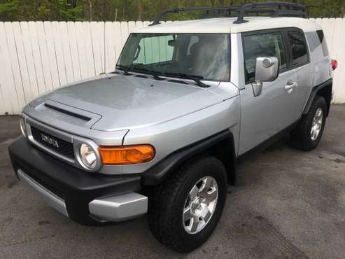 2007 Toyota FJ Cruiser 4WD Automatic 4.0 Liter 6 Cylinder for sale in Watertown, NY