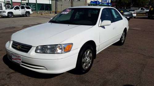 2000 Toyota Camry XLE for sale in Sioux City, IA