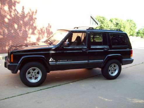 2000 Jeep Cherokee Sport 4x4 ** A/C for sale in Mount Clemens, MI