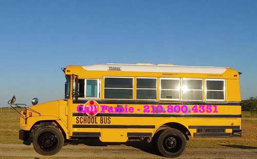 2003 Freightliner Thomas School Bus - Cummins Diesel 5.9 for sale in San Antonio, TX