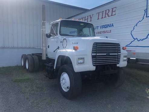1994 Ford L9000 Chassis for sale in Bealeton, District Of Columbia