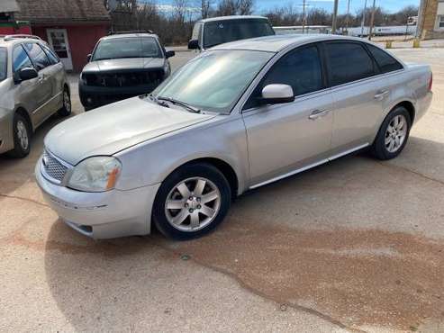 07, FORD FIVE HUNDRED - - by dealer - vehicle for sale in Springfield, MO