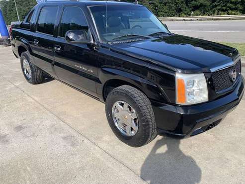 2006 Cadillac Escalade EXT 4x4 4 door pickup Truck DVd navigation for sale in Cleveland, TN