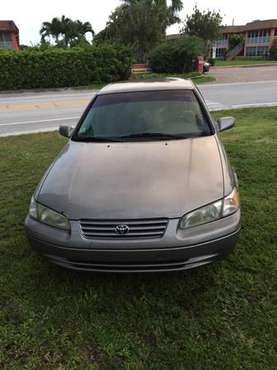 4 CYLINDER 1999 TOYOTA CAMRY for sale in Naples, FL
