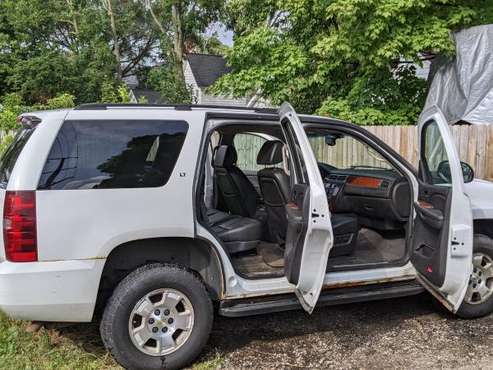 Chevy Tahoe for sale in Grand Rapids, MI