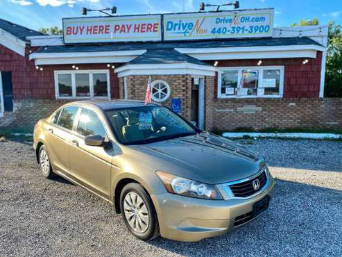 2008 Honda Accord Gas saver! - Passes Echeck! - Drive Now $1,000... for sale in Madison , OH