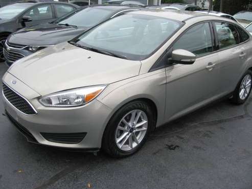 2016 FORD FOCUS SE - - by dealer - vehicle automotive for sale in milwaukee, WI