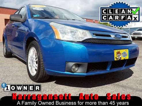 2010 Ford Focus SE 5-Speed Air Full Power Moonroof Super Clean for sale in West Warwick, MA