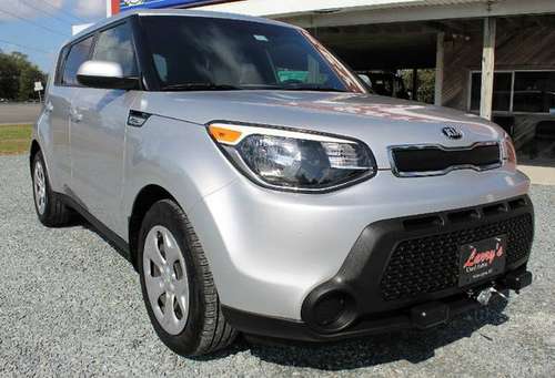 2015 Kia Soul 5dr with Black Side Windows Trim and Black Front... for sale in Wilmington, NC