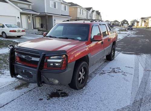 Chevy Avalanche 2002 1500 Sport Utility 4DR - cars & trucks - by... for sale in West Fargo, ND