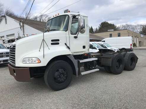 2007 Mack Tractor CXN613 AUTOMATIC - - by dealer for sale in Worcester, MA