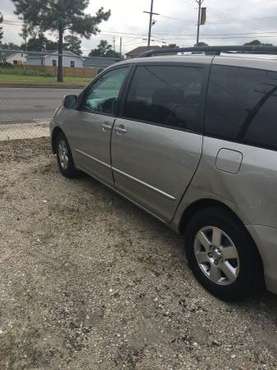 05 TOYOTA VAN for sale in New Orleans, LA