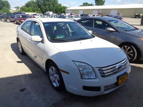 2008 Ford Fusion 4dr Sdn I4 SE FWD 149K MILES for sale in Marion, IA
