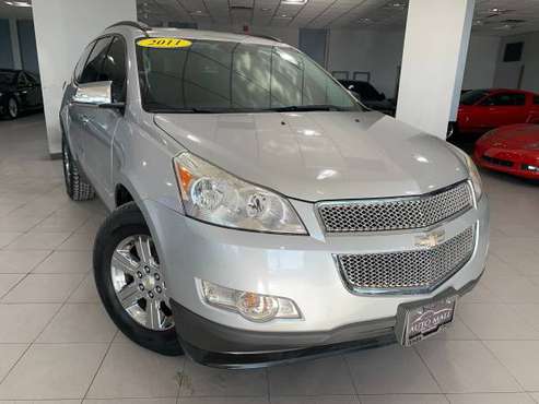 2011 CHEVROLET TRAVERSE LT - cars & trucks - by dealer - vehicle... for sale in Springfield, IL