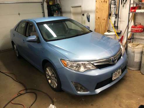 2012 Toyota Camry XLE Hybrid - cars & trucks - by owner - vehicle... for sale in Cedar Falls, IA