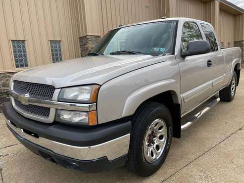 2005 Chevrolet Silverado 1500 Ext. Cab LT 4WD - 89,000 miles -1 owner for sale in Uniontown , OH