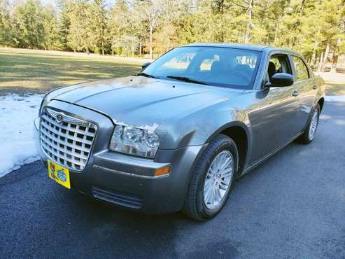 NICE Chrysler 300 - NO Damage as per Carfax - - by for sale in Lakewood, NJ