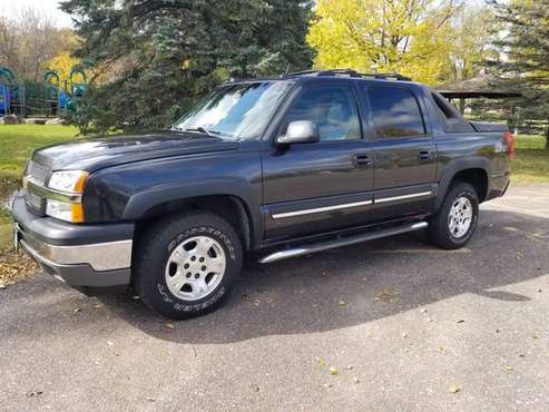 2005 Chevy Avalanche Z71 4x4 Ht'd Leather Power Sunroof 134m. for sale in Anoka, MN