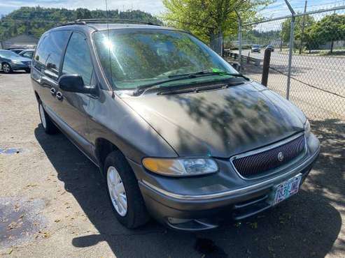 1998 Plymouth Voyager - - by dealer - vehicle for sale in Springfield, OR