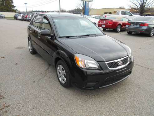 2011 Kia Rio 5 LX - cars & trucks - by dealer - vehicle automotive... for sale in East Windsor, MA