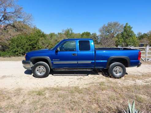 2005 Chevrolet 2500HD ext cab for sale in Weatherford, TX