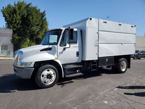 2006 International 4200 Chipper Truck - - by dealer for sale in Los Angeles, OR