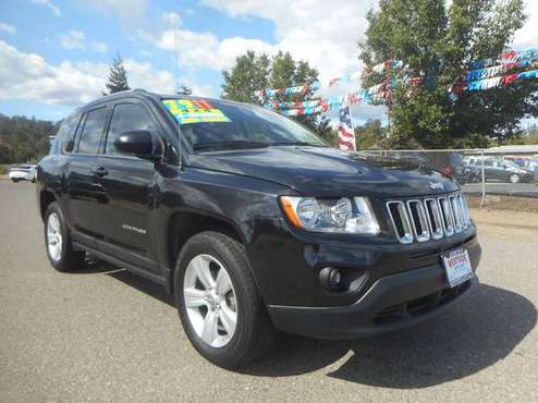 2011 JEEP COMPASS 4 CYLINDER AUTOMATIC 4X4 GAS SAVING SUV for sale in Anderson, CA
