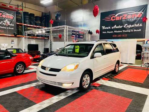 2004 Toyota Sienna - - by dealer - vehicle automotive for sale in Madison, WI