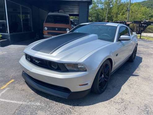 2010 Ford Mustang GT Low Miles Lets Trade Text Offers Text Offe for sale in Knoxville, TN