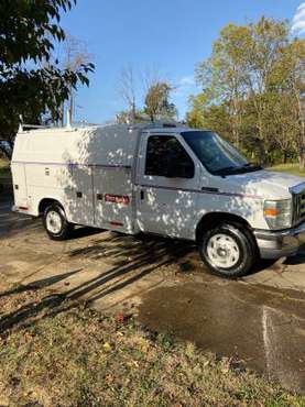 2009 Ford e350 kuv cargo van for sale in West Chester, OH