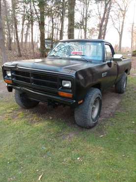 1987 Dodge W150 4x4 Pickup Truck for sale in Fruitport, MI