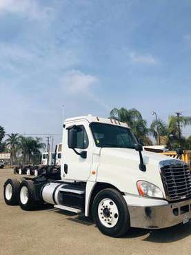 2015 FREIGHTLINER CASCADIA - cars & trucks - by dealer - vehicle... for sale in Bakersfield, CA