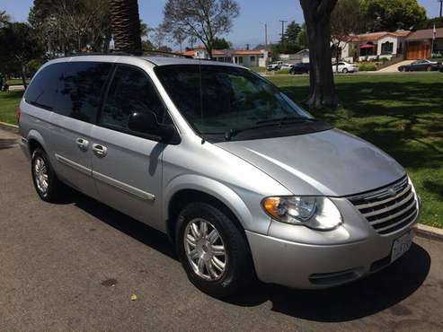 2006 Chrysler Town & Country Touring for sale in Torrance, CA
