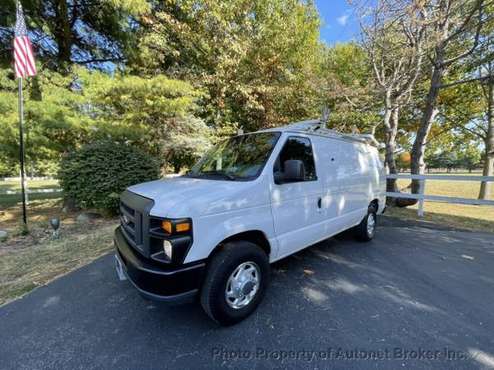2008 Ford Econoline Cargo Van E-250 Commercial Oxf - cars & for sale in Bloomington, IL