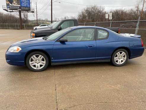 2006 Chevy Monte Carlo - cars & trucks - by owner - vehicle... for sale in Des Moines, IA