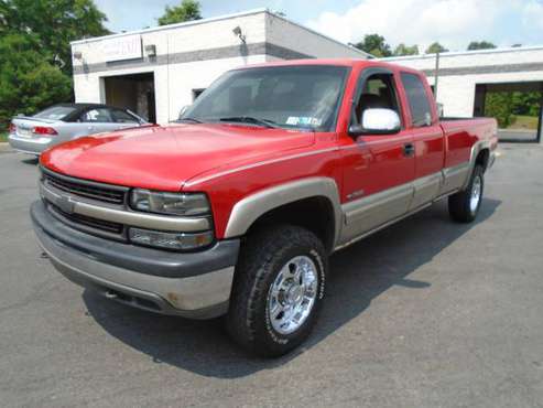 2000 chevy siverado 2500 4x4 8'bed 6.0 - cars & trucks - by dealer -... for sale in Elizabethtown, PA