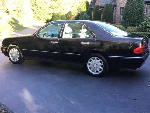 1999 Mercedes Benz E320 for Sale - cars & trucks - by owner -... for sale in Hendersonville, NC