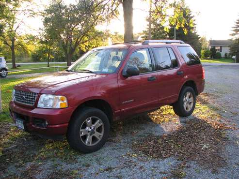 2005 FORD EXPLORER 4X4 for sale in Lockport, NY