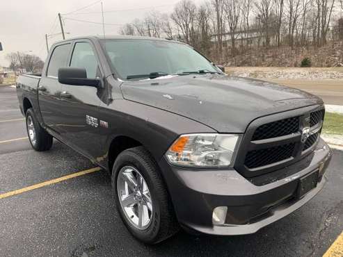 2018 Ram 1500 CREW CAB EXPRESS 4X4 for sale in Bedford, IN