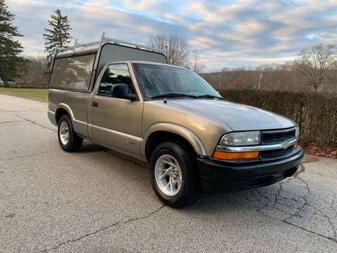 1998 CHEVROLET S-10 - cars & trucks - by dealer - vehicle automotive... for sale in Attleboro, RI