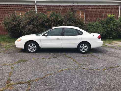 2005 Ford Taurus..Runs Smooth And Very Clean!! for sale in Marietta, GA